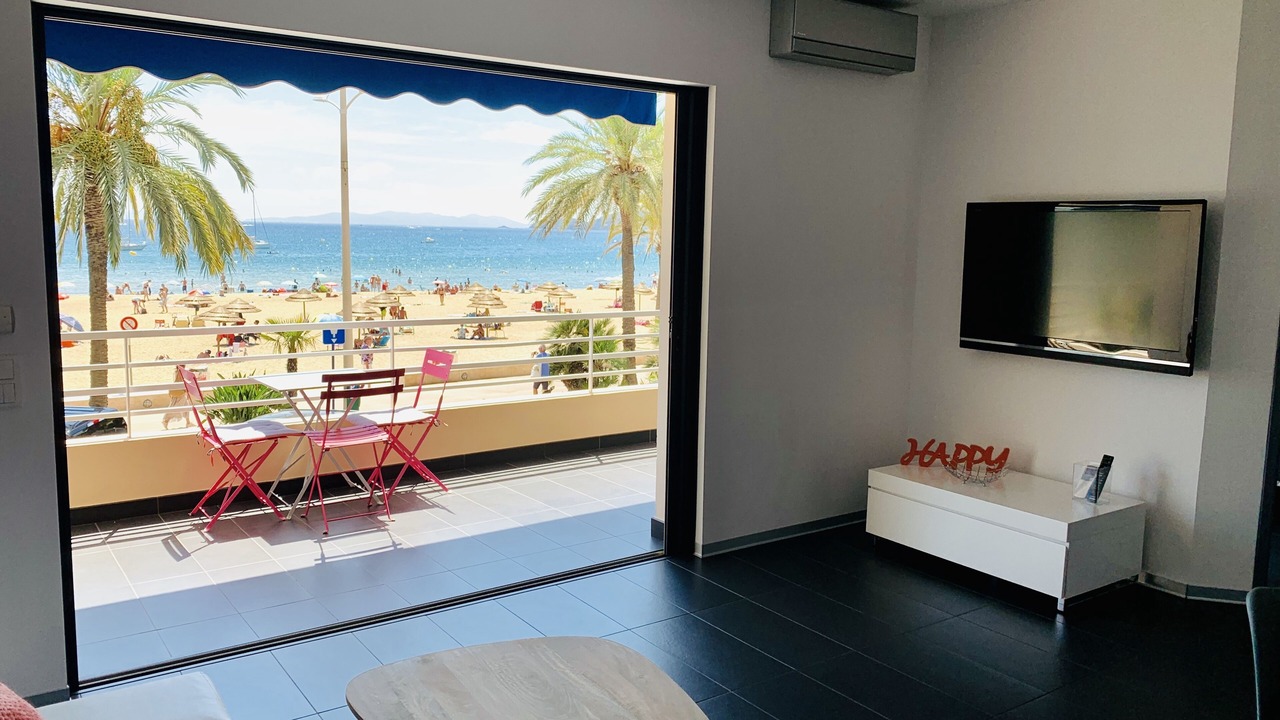 Photo of Livingroom in Le Lavandou