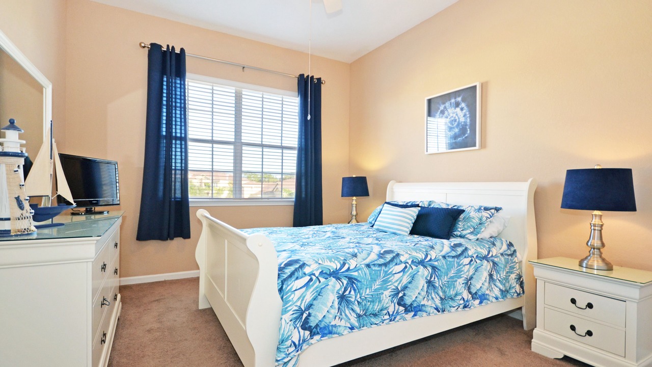Photo of Bedroom in Loughman
