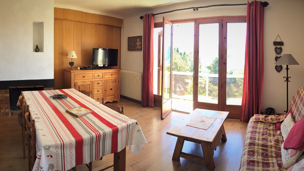 Photo of Livingroom in Font-Romeu-Odeillo-Via