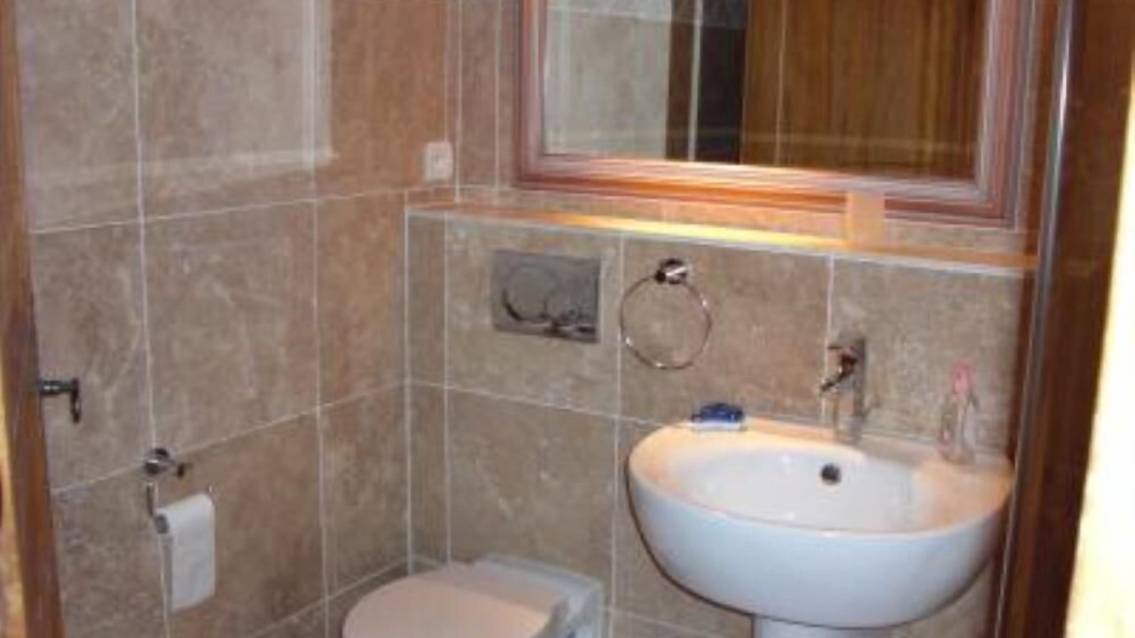 Photo of Bathroom in Lauzerte