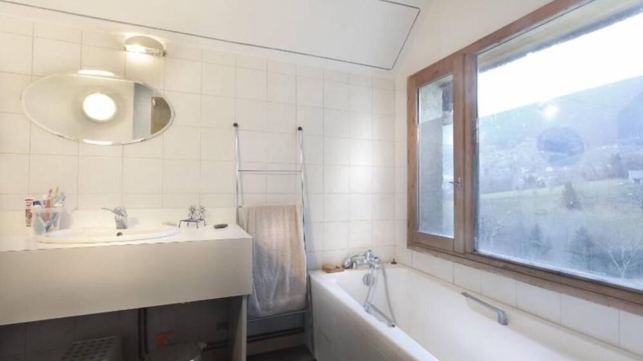 Photo of Bathroom in Theys