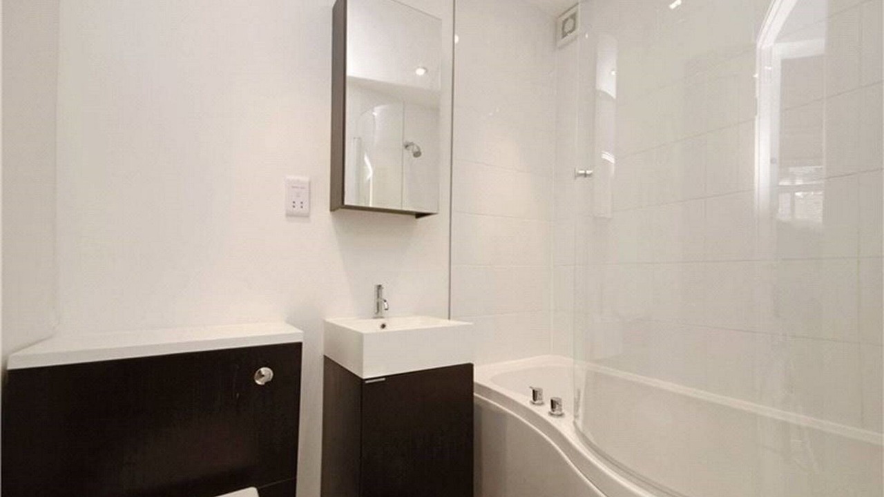 Photo of Bathroom in Fitzrovia