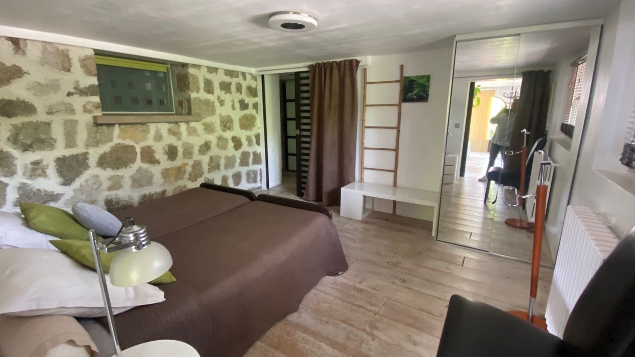 Photo of Bedroom in Roquefort-les-Pins