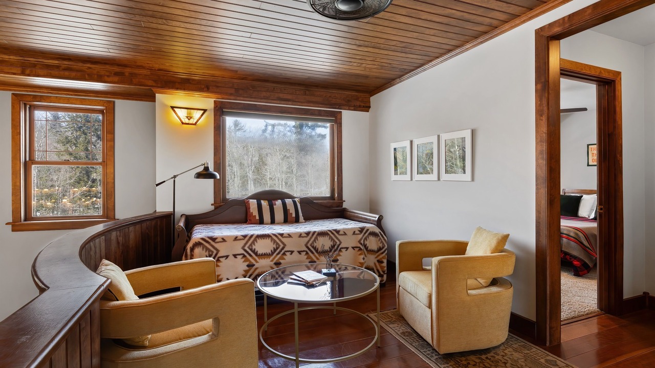 Photo of Others in Minerva