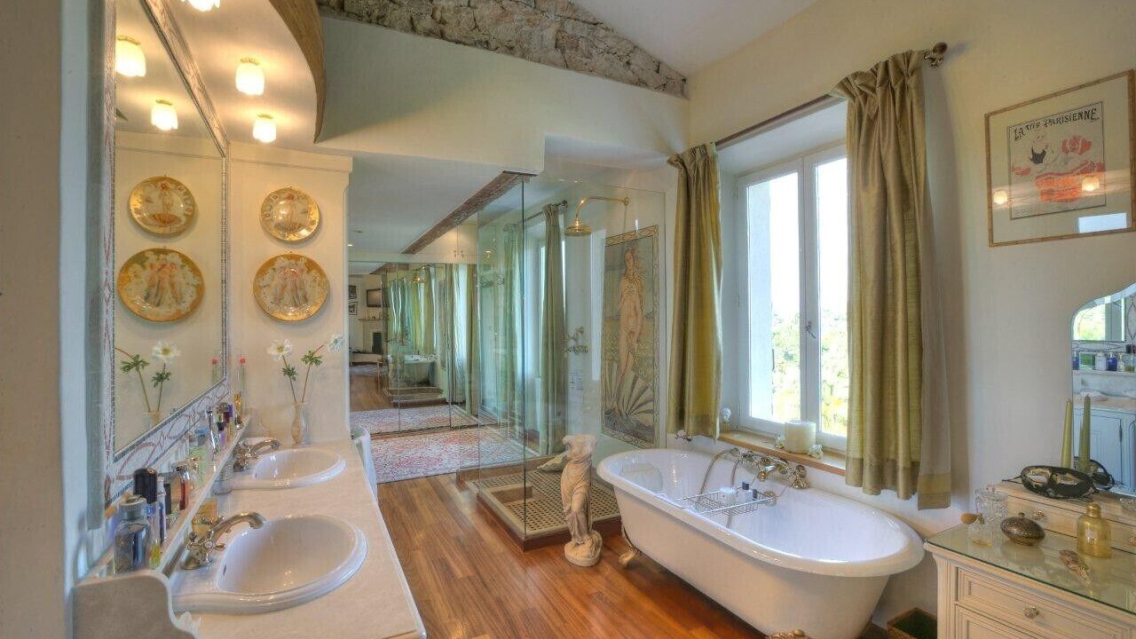 Photo of Bathroom in Les Maillans