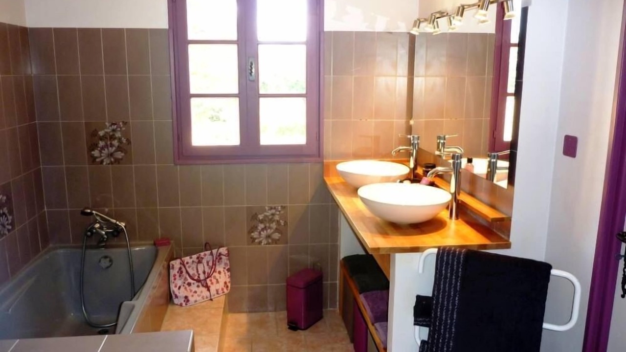 Photo of Bathroom in Mormoiron