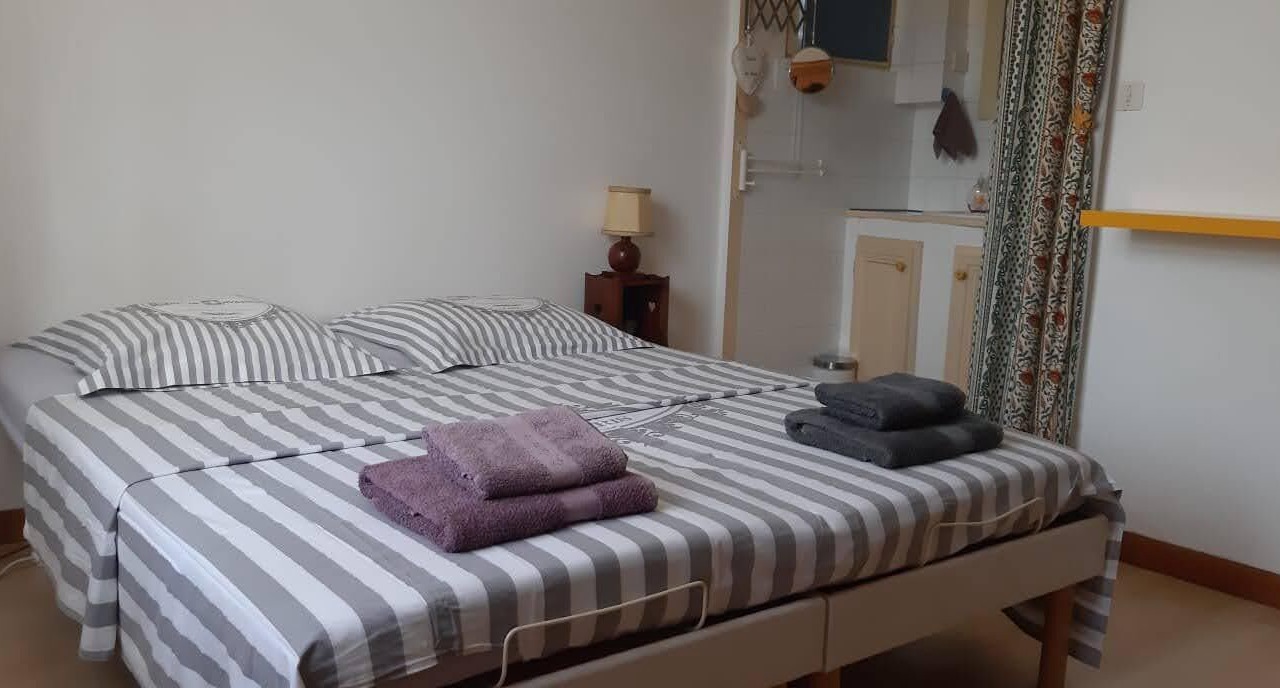 Photo of Bedroom in Mormoiron