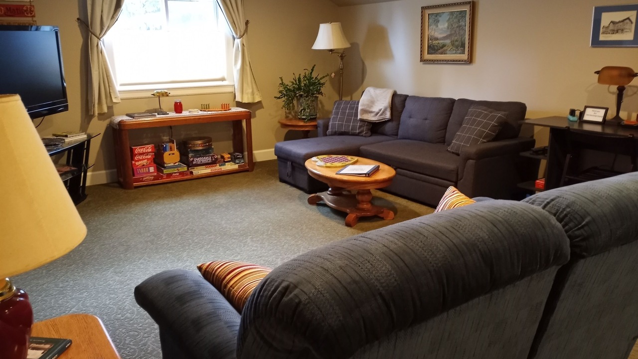 Photo of Bedroom in Larkspur