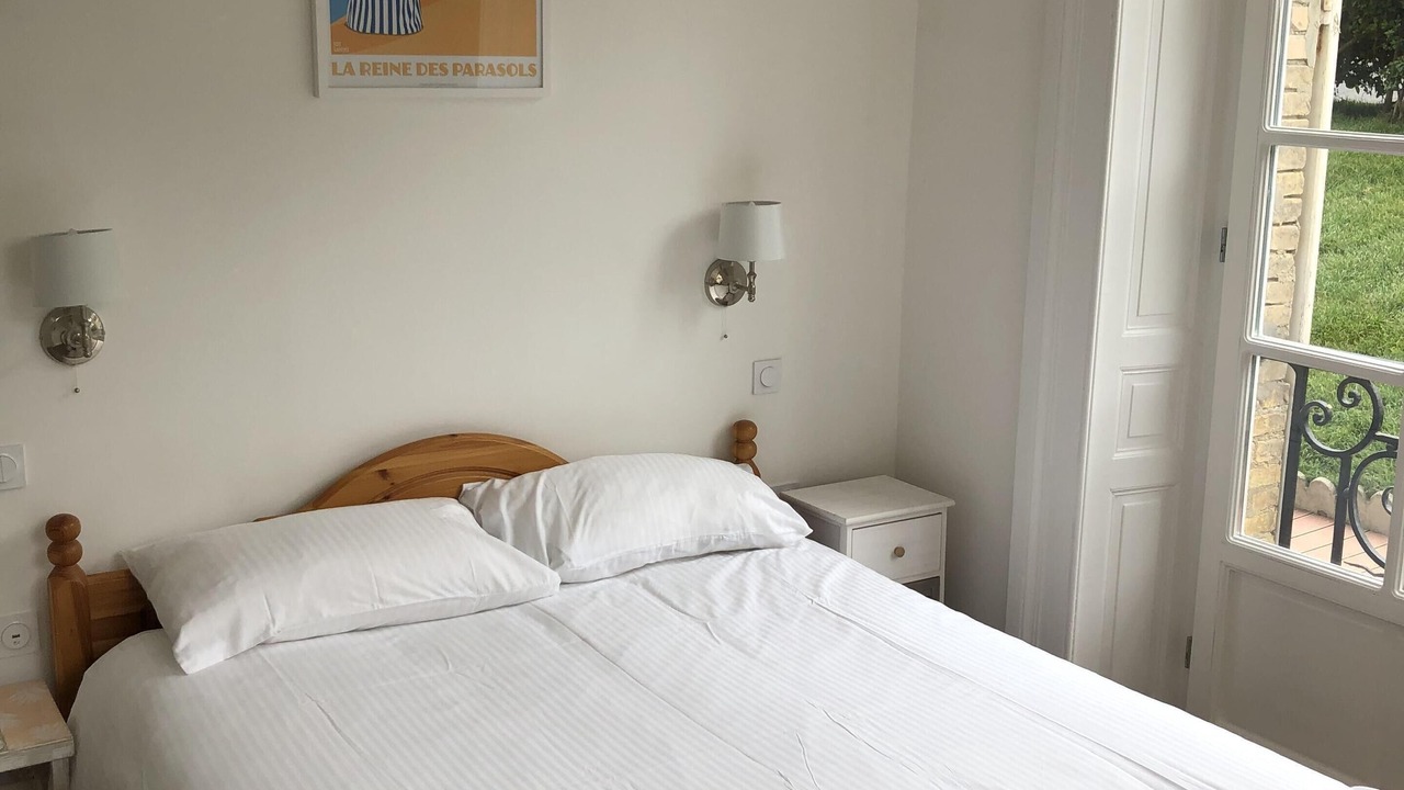 Photo of Bedroom in Trouville-sur-Mer