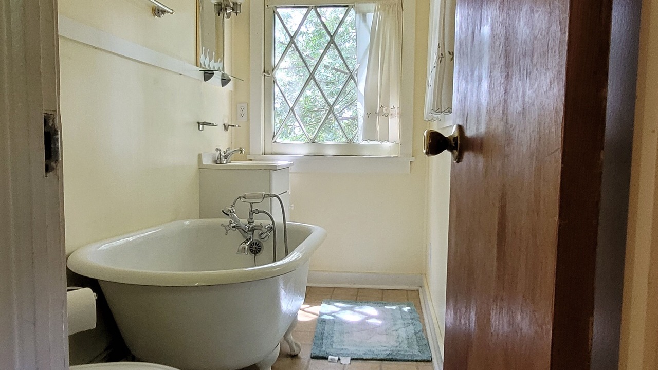 Photo of Bathroom in Lake George