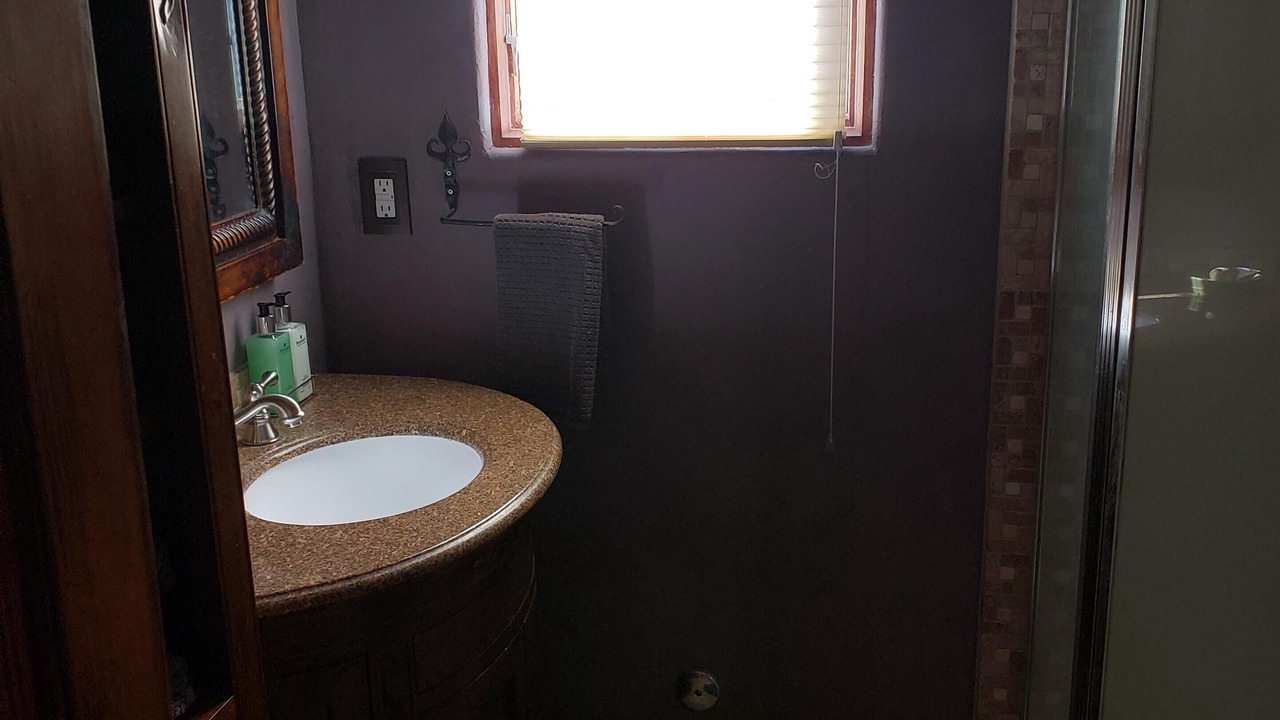 Photo of Bathroom in Albuquerque