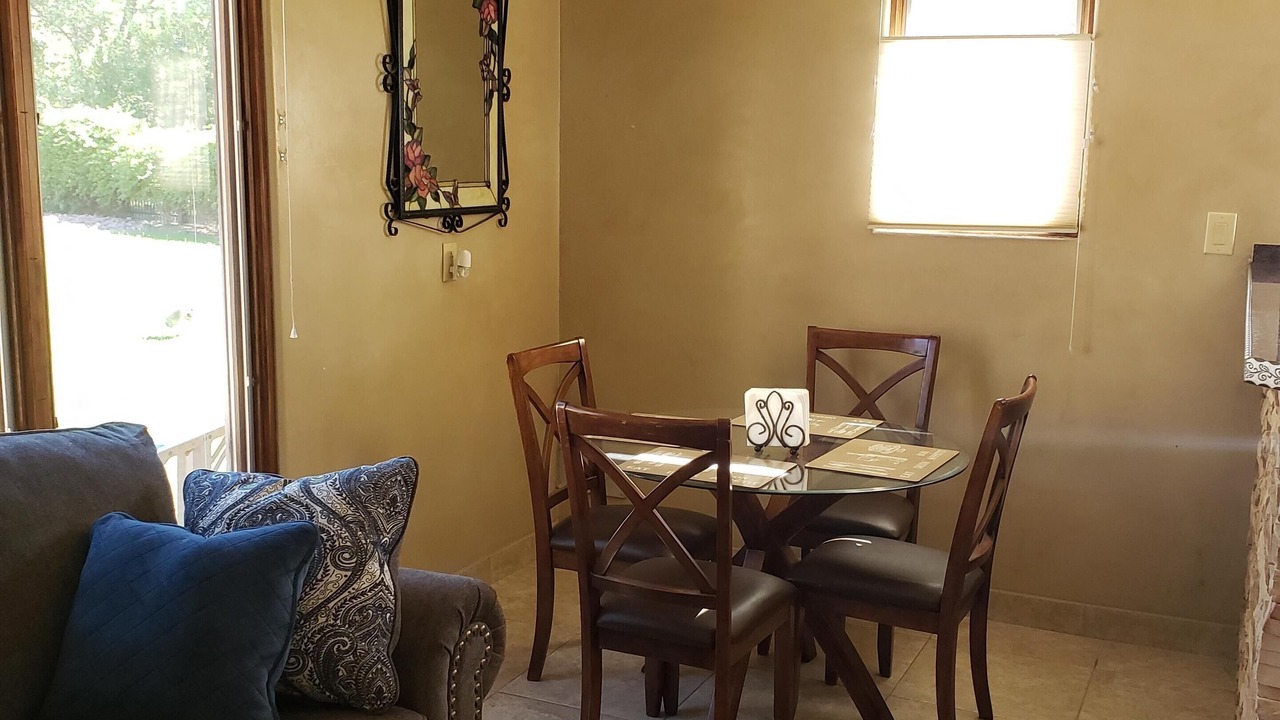 Photo of Livingroom in Albuquerque