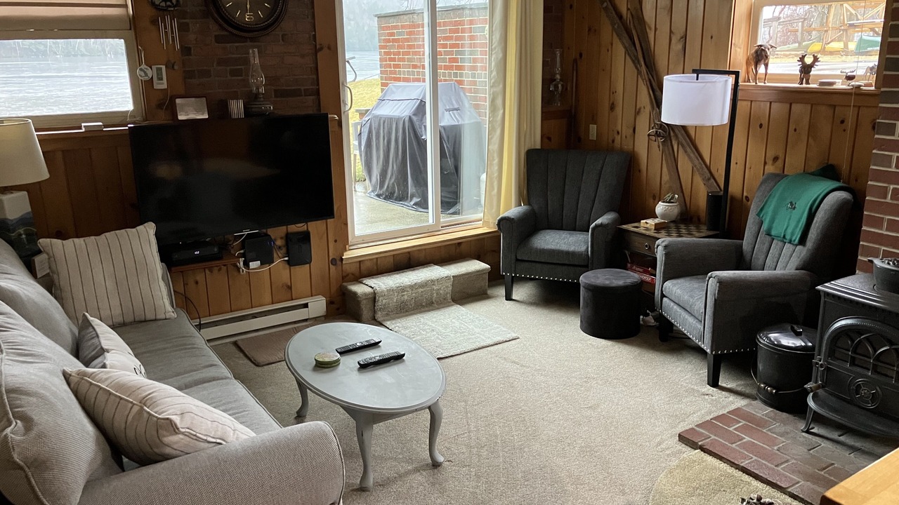 Photo of Livingroom in Bryant Pond