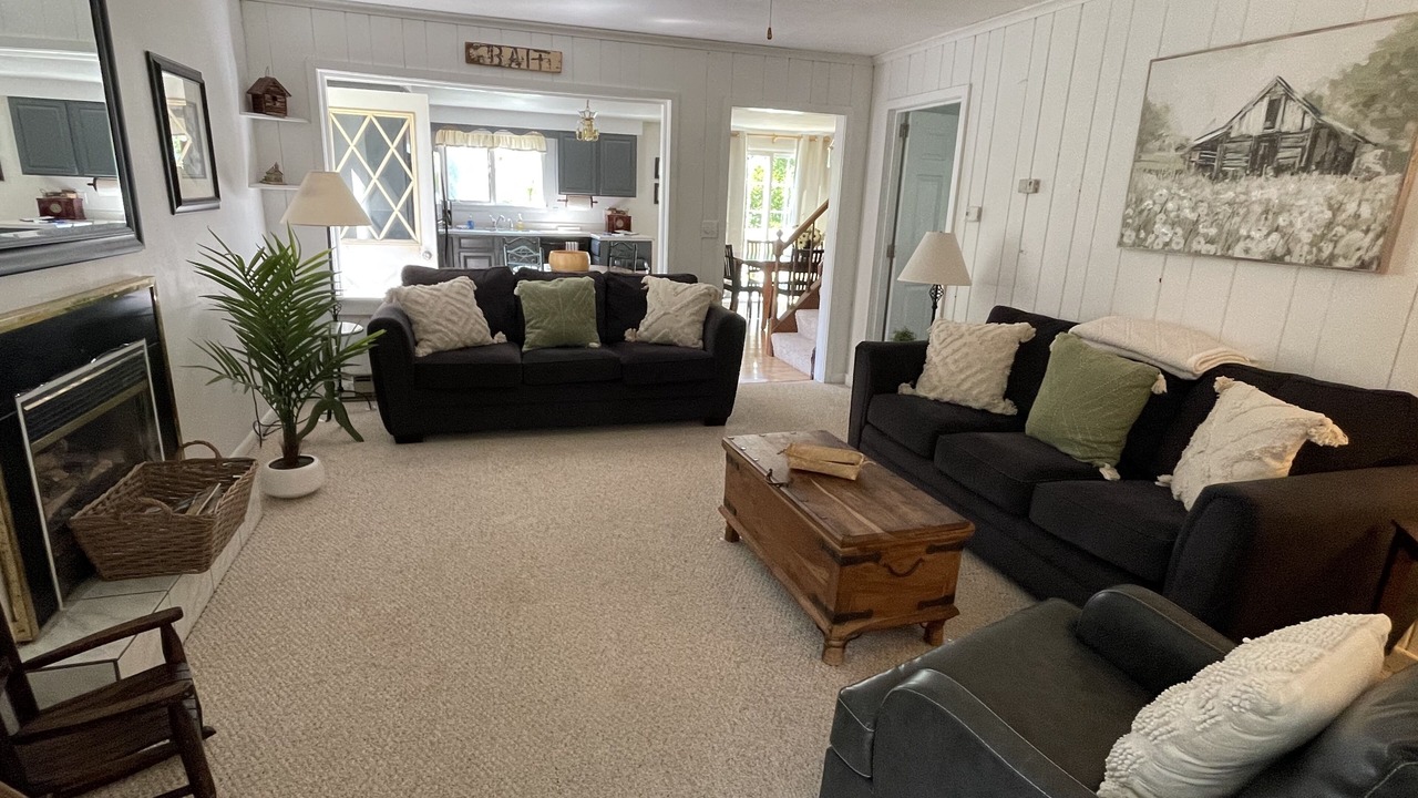 Photo of Livingroom in Town of Owasco