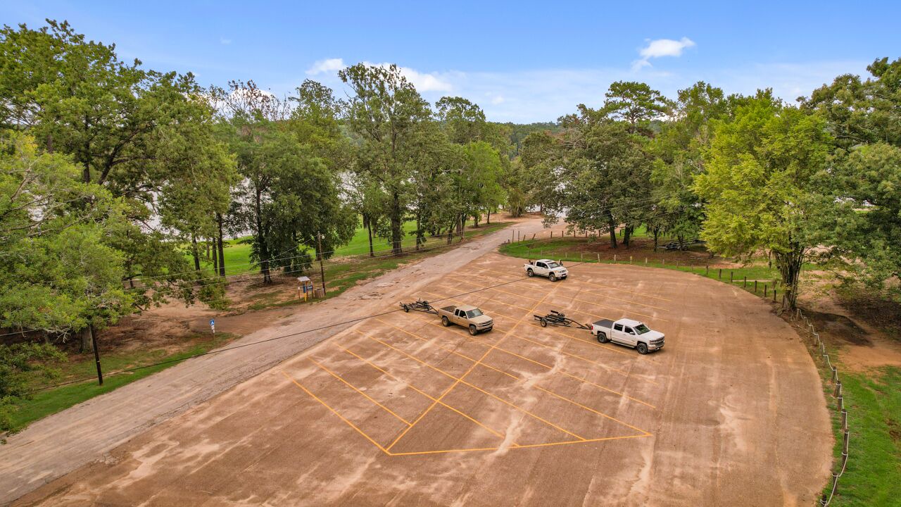 Photo of Outdoor in Etoile