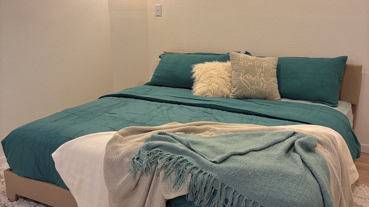 Photo of Bedroom in Granbury