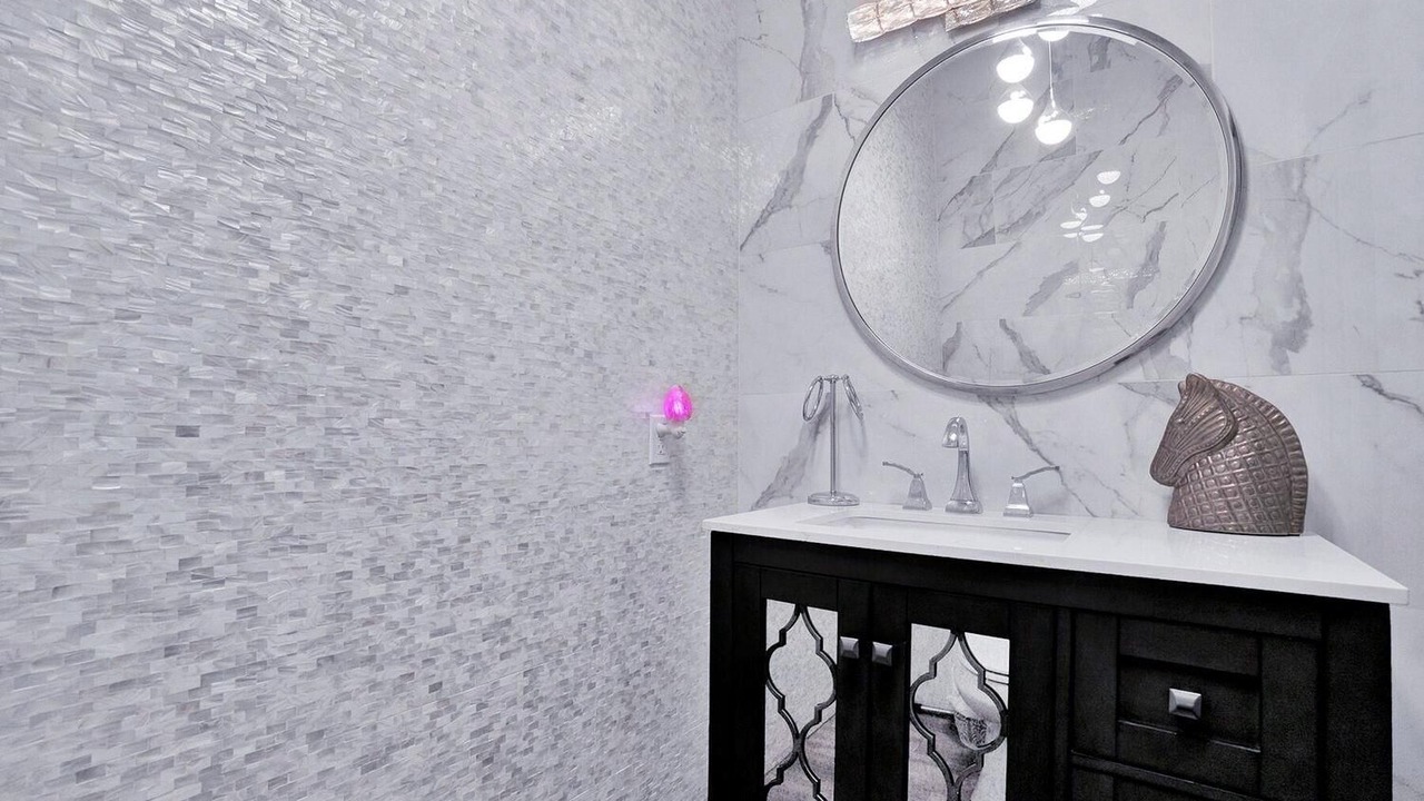 Photo of Bathroom in Lakefield South