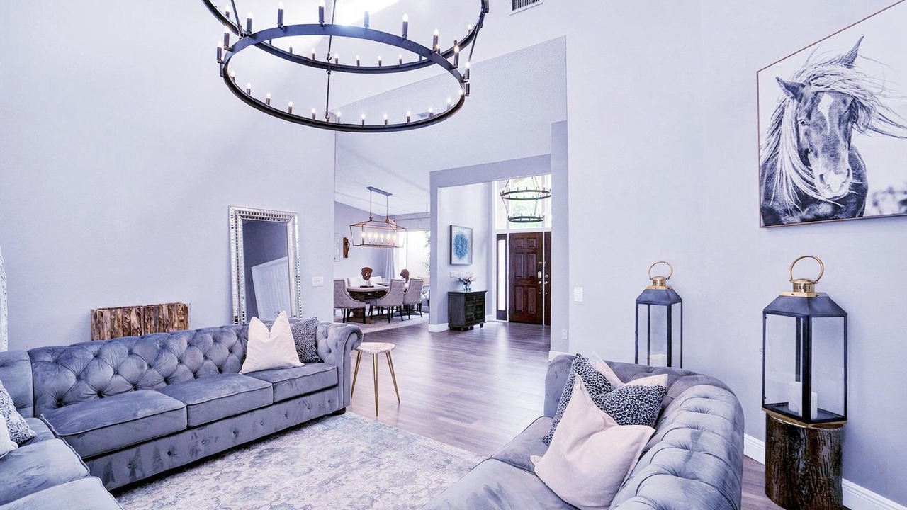 Photo of Livingroom in Lakefield South