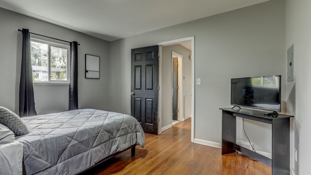 Photo of Bedroom in Royal Oak