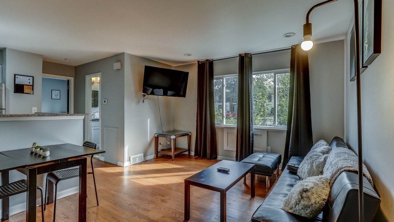 Photo of Livingroom in Royal Oak