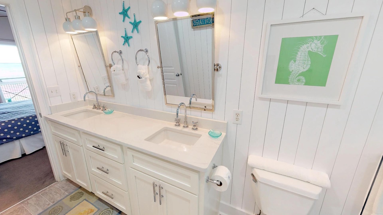 Photo of Bathroom in Tybee Island