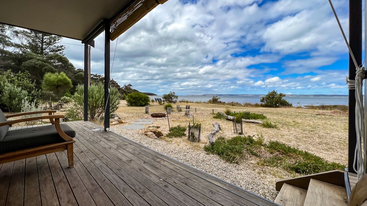 Photo of Patio Balcony in American River