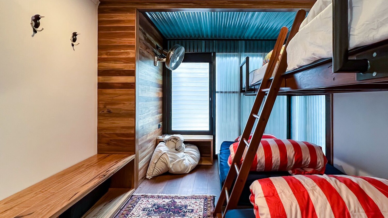 Photo of Bedroom in American River