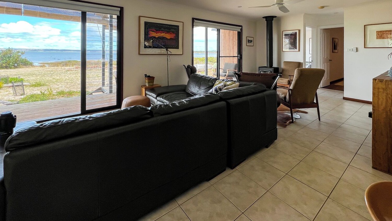 Photo of Livingroom in American River