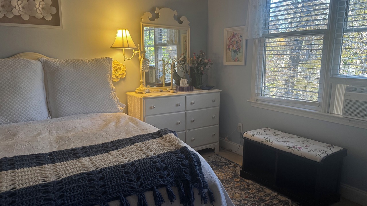 Photo of Bedroom in Kennesaw