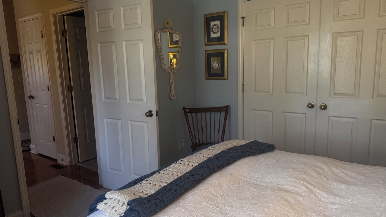 Photo of Bedroom in Kennesaw