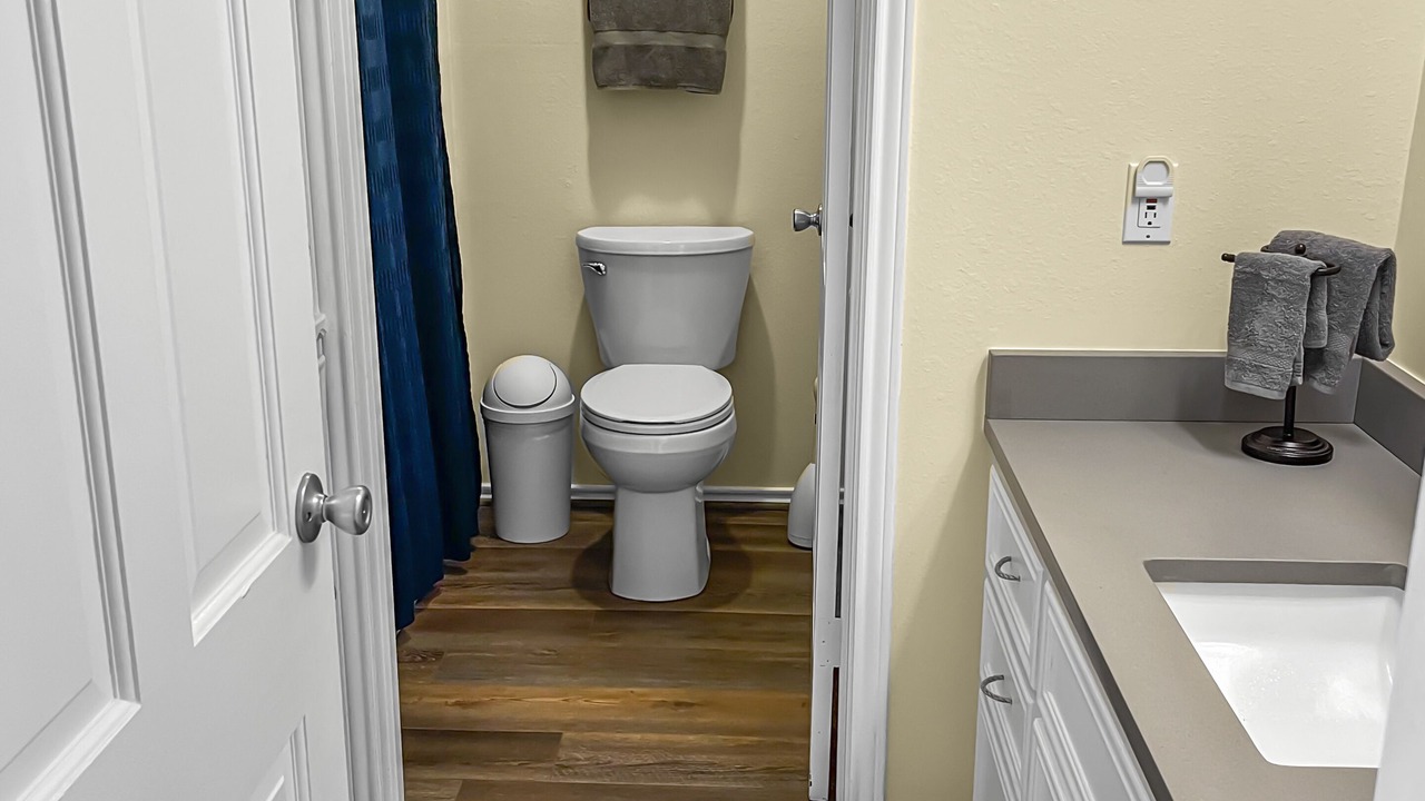 Photo of Bathroom in Kingsland