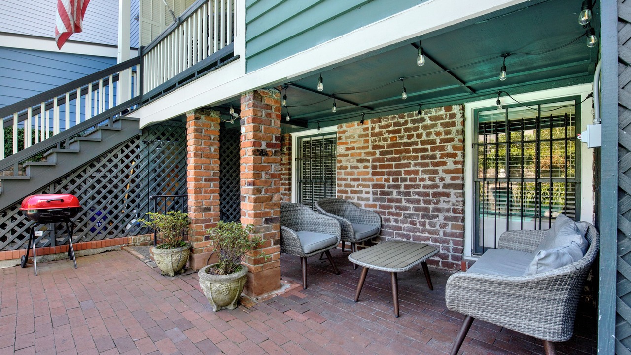 Photo of Patio Balcony in Savannah Victorian District