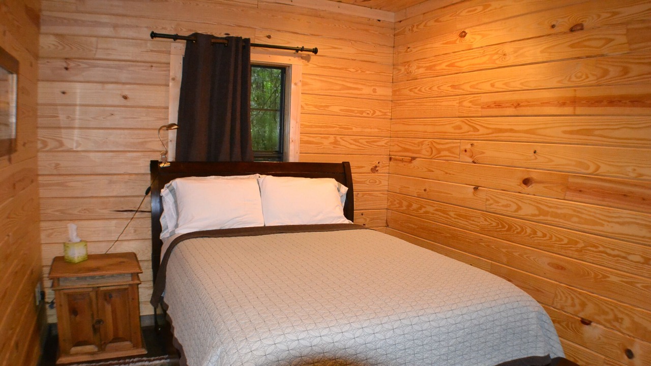 Photo of Bedroom in Woodworth