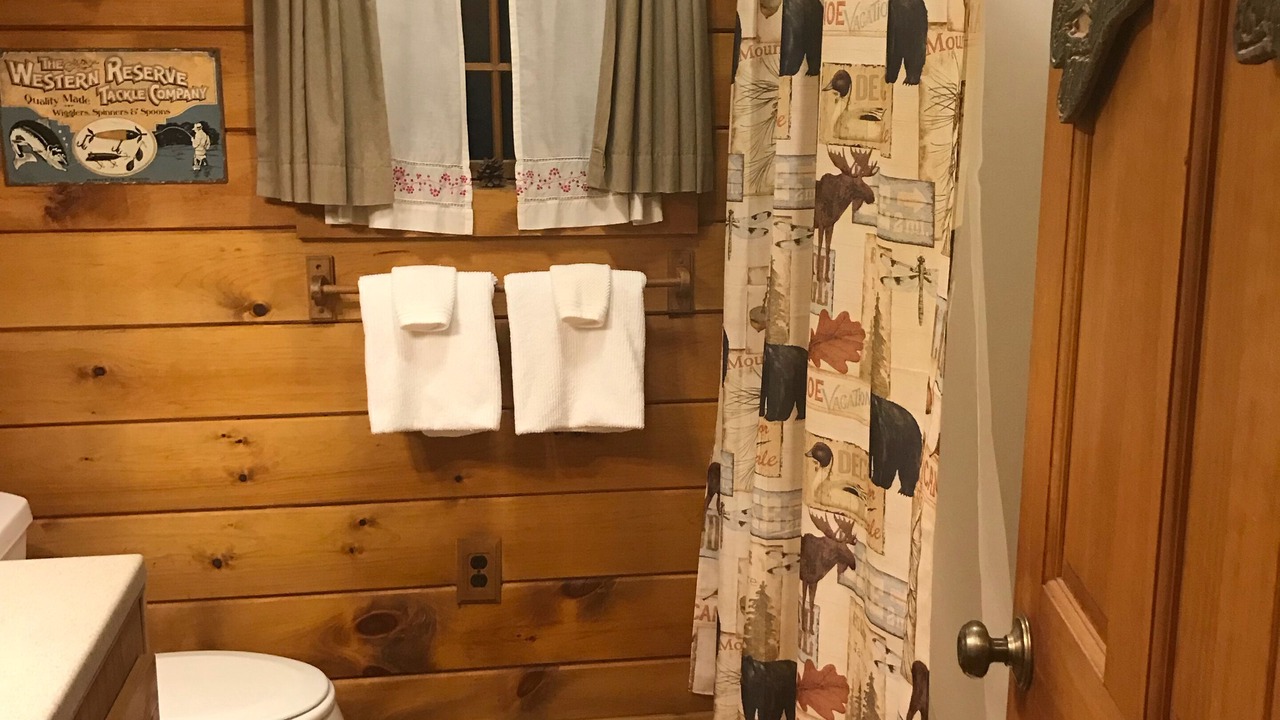 Photo of Bathroom in Town of Ephratah