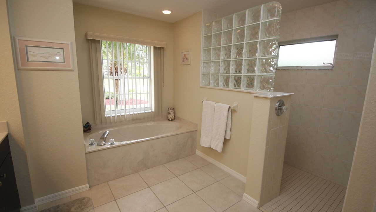 Photo of Bathroom in Broadmoor