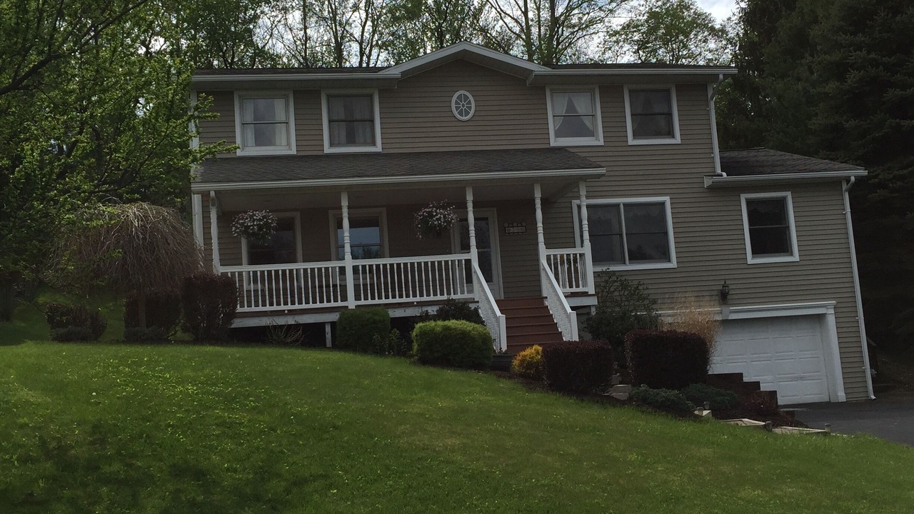 Photo of Others in Dryden