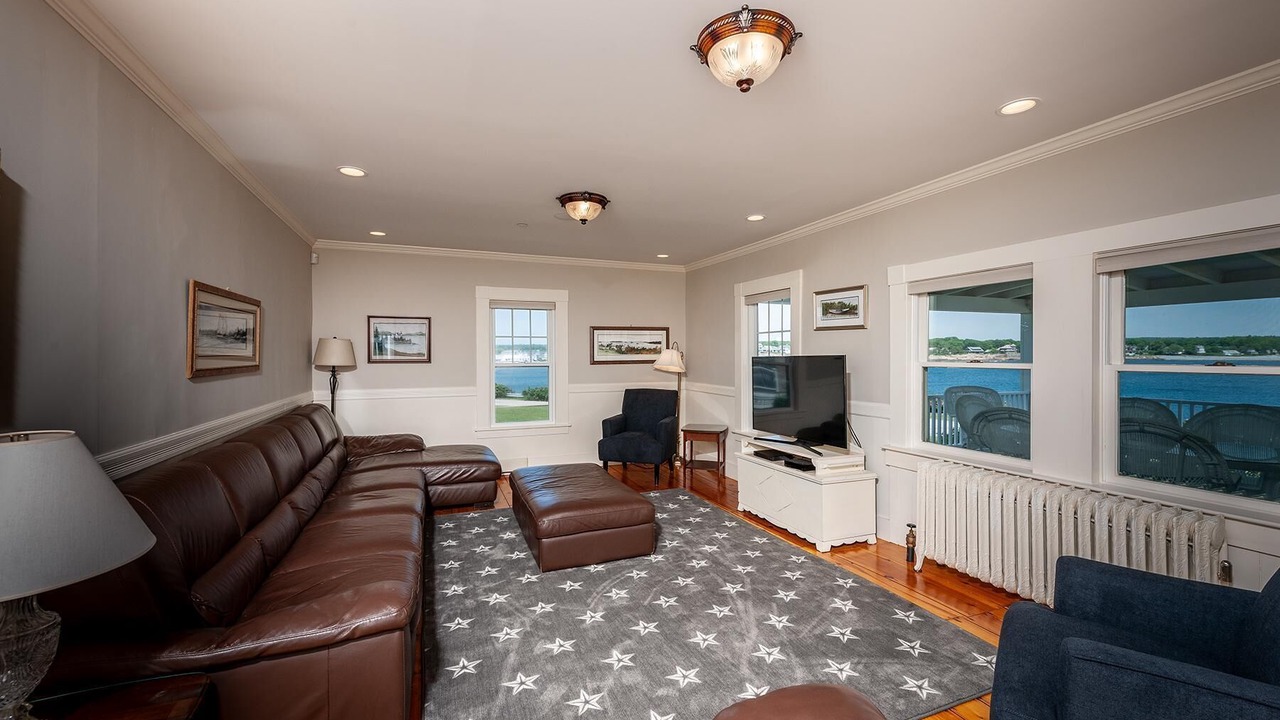 Photo of Livingroom in York Beach