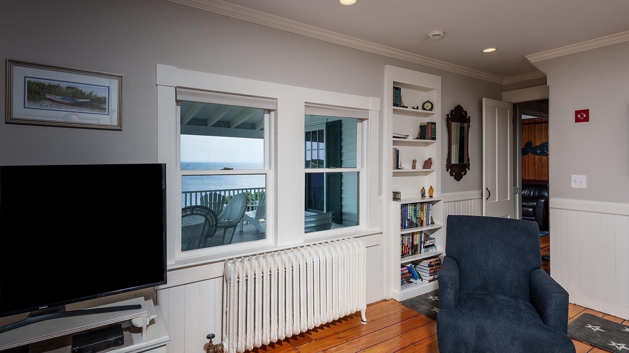Photo of Livingroom in York Beach