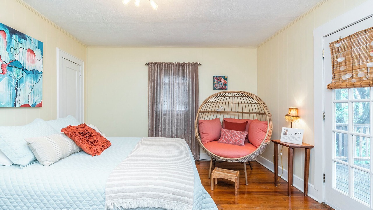 Photo of Bedroom in Berea