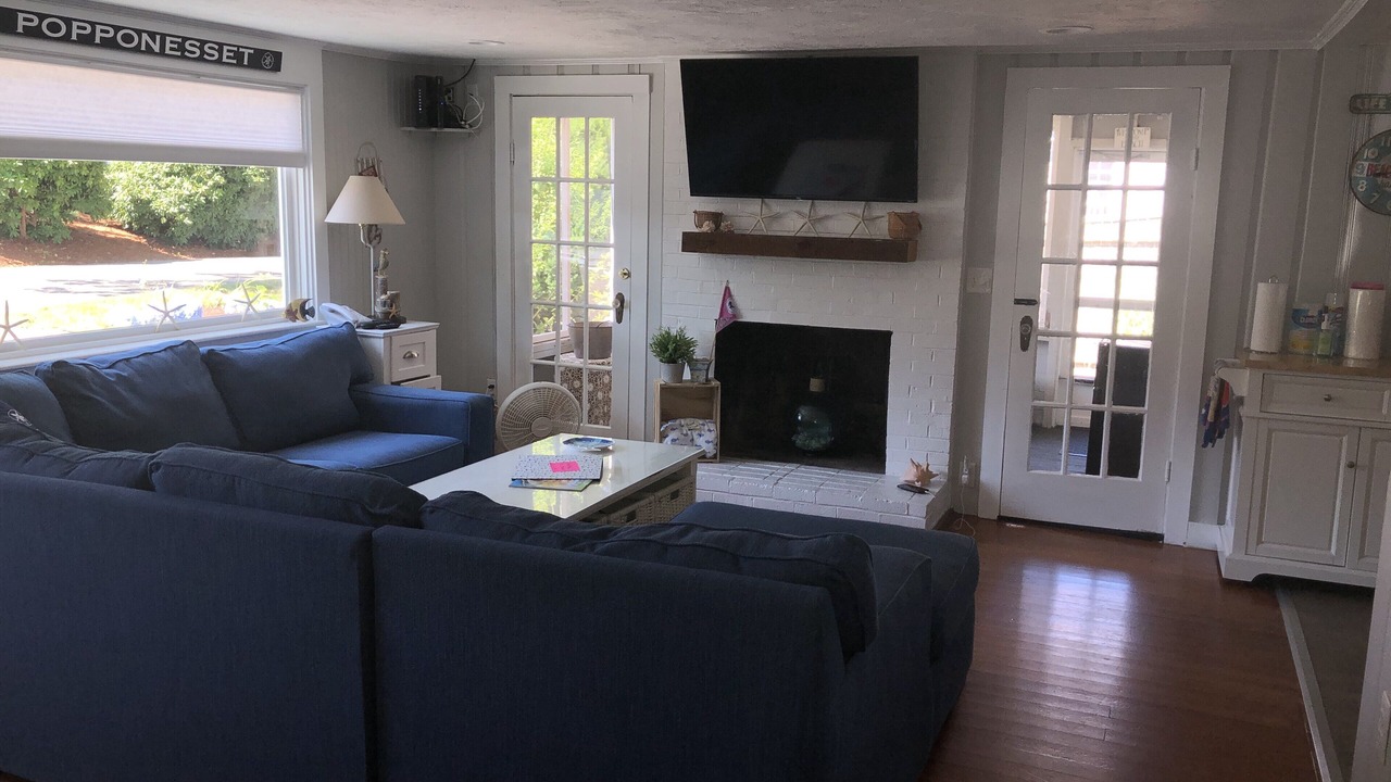 Photo of Others in Popponesset