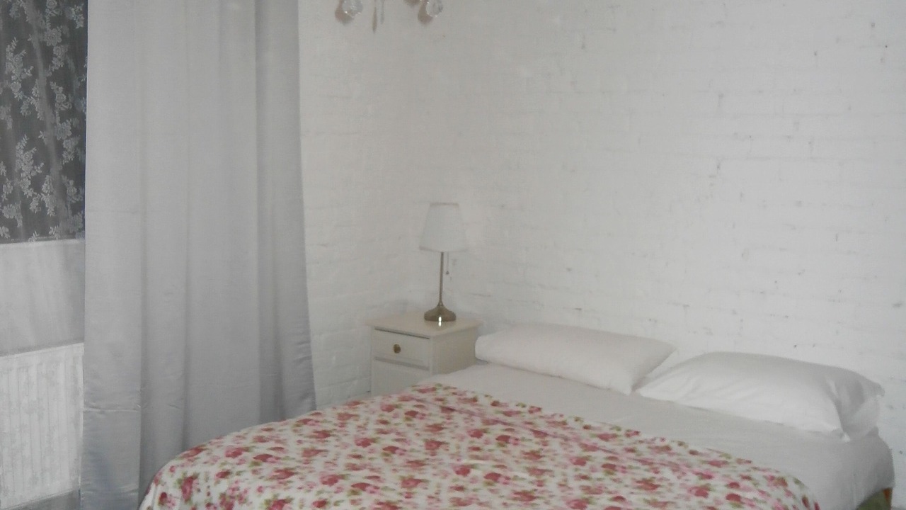 Photo of Bedroom in Butetown