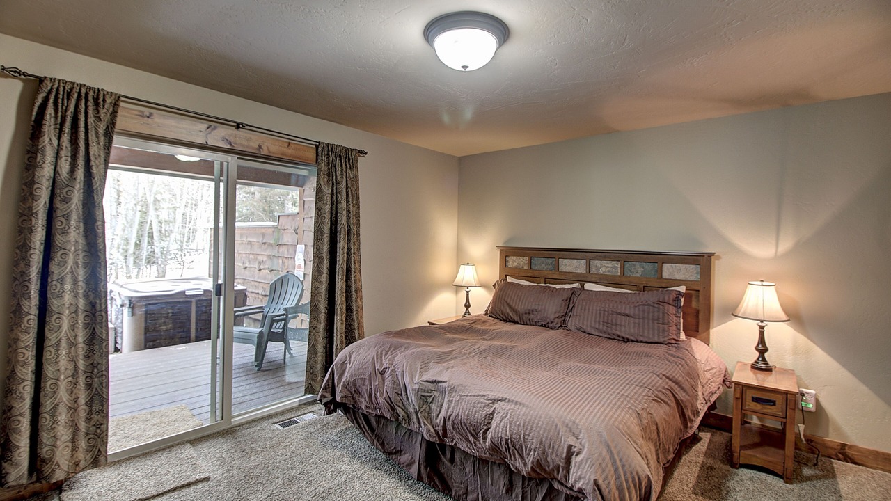 Photo of Bedroom in Columbia Falls