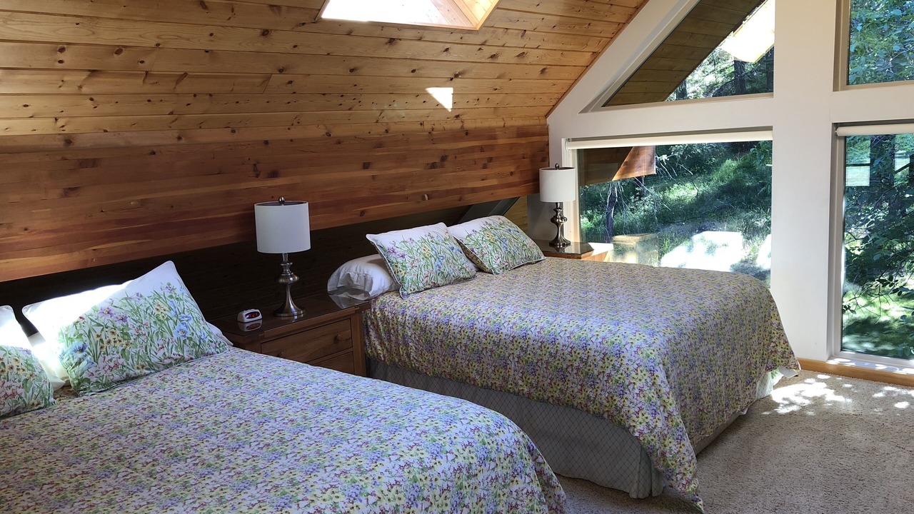 Photo of Others in Finley Point