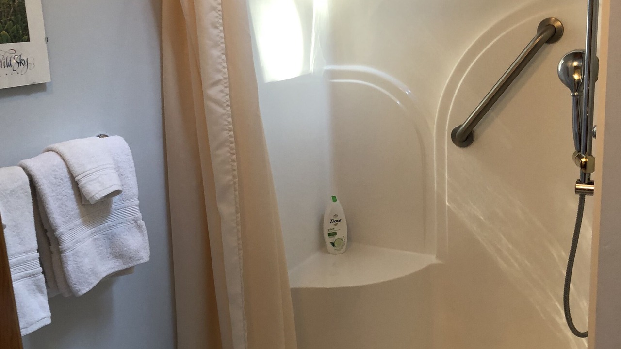 Photo of Bathroom in Finley Point