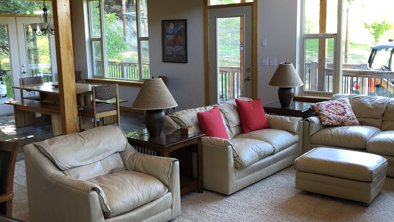 Photo of Bedroom in Finley Point