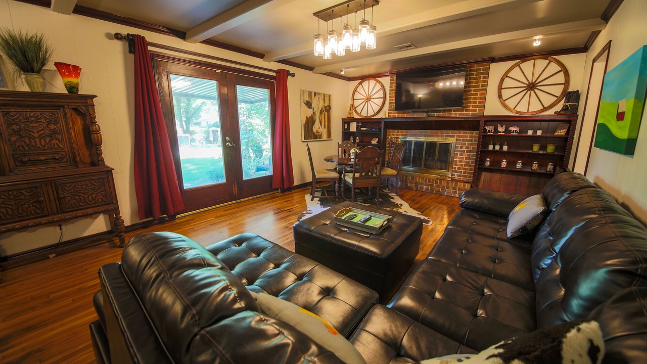 Photo of Bedroom in Sand Springs