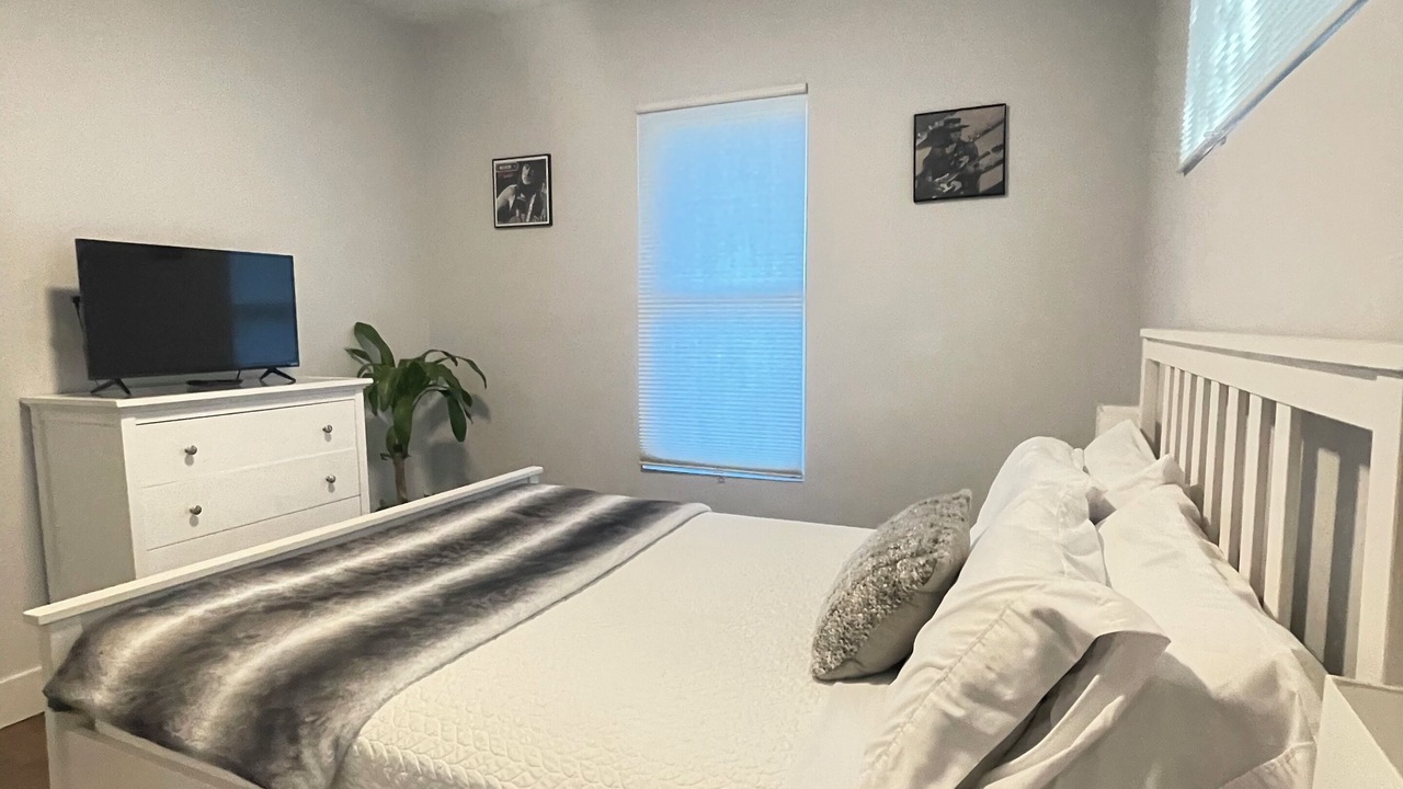 Photo of Bedroom in Hyde Park