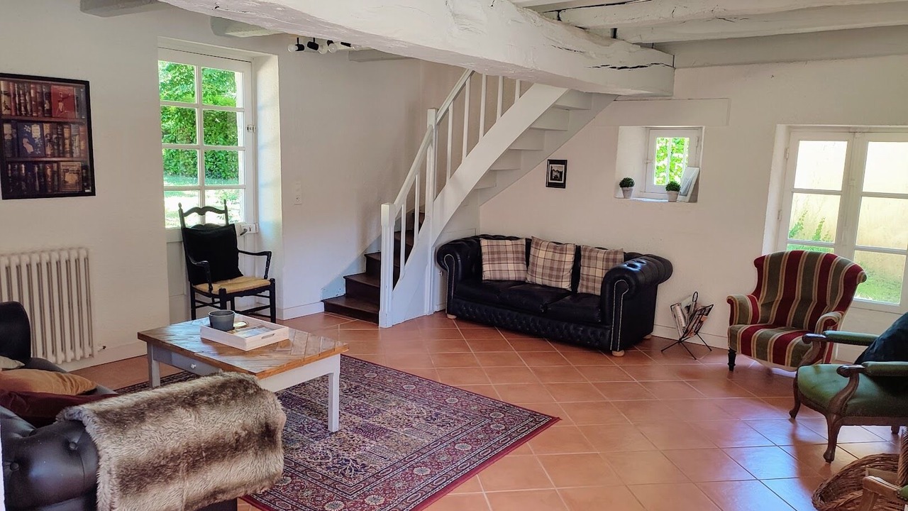 Photo of Livingroom in Bourneau