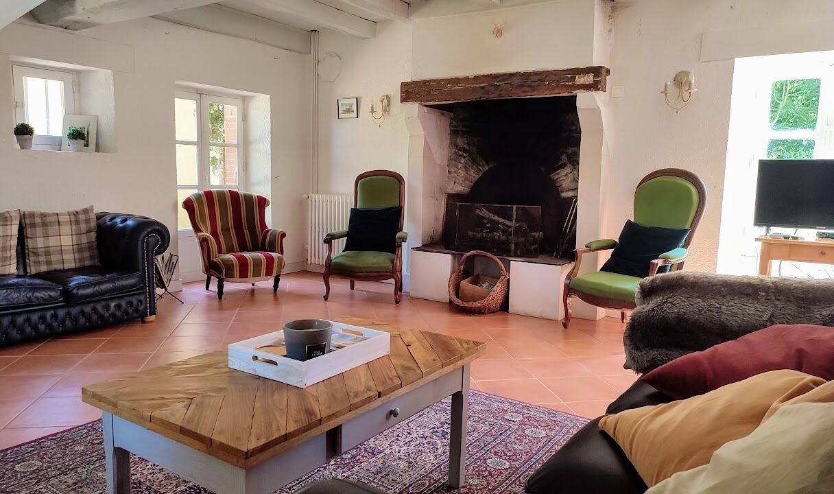 Photo of Livingroom in Bourneau