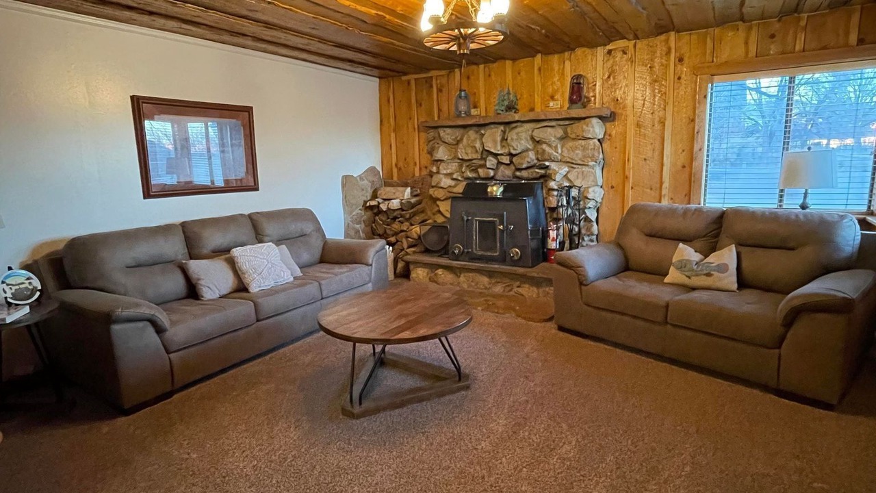Photo of Bedroom in Teasdale